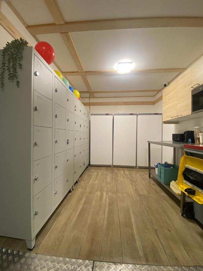 Bohobos Hostel أنتيب المظهر الخارجي الصورة
